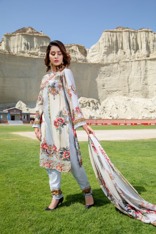 Luxury Lawn DC 1405 | Dollat Combinations Official